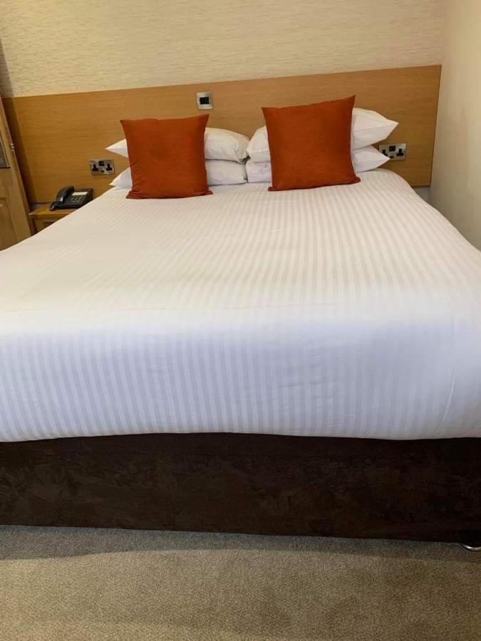 Victoria Hotel Kirkcaldy Extérieur photo