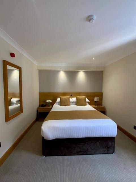 Victoria Hotel Kirkcaldy Extérieur photo